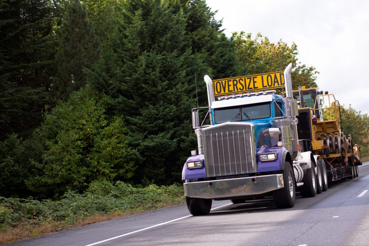 What You Need To Know Before Hiring a Heavy Haul Company